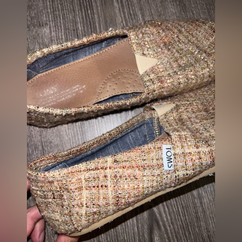 Tom’s women’s shoes sz 9 ✨ - Picture 4 of 9